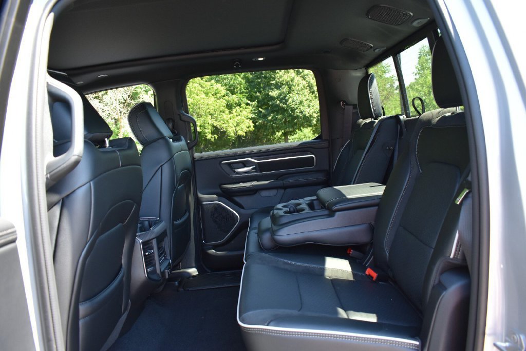 New 2026 RAM 1500 Laramie w/ Laramie Preferred Package AWD/4WD image 27