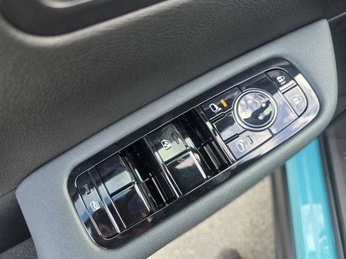 New 2026 Nissan Leaf SV+ w/ Floor Mat Package (SV+) image 19