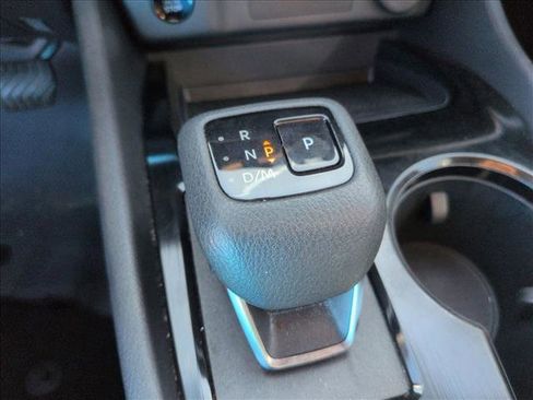 Used 2024 Nissan Rogue SV FWD image 8