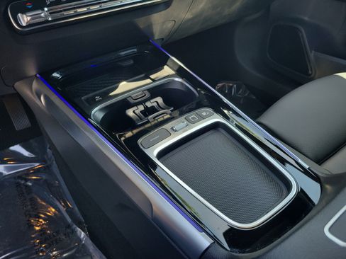 Certified 2026 Mercedes-Benz GLB 250 image 19