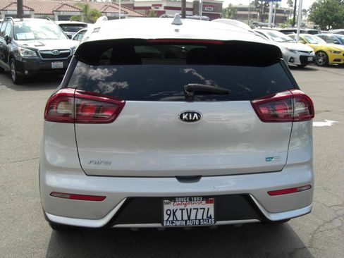Used 2019 Kia Niro LX FWD image 13