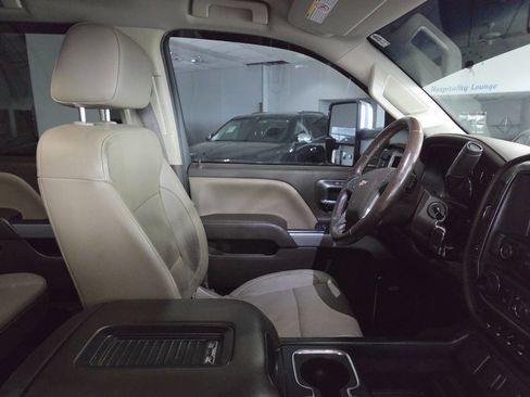 Used 2019 Chevrolet Silverado 2500 LTZ w/ Duramax Plus Package AWD/4WD image 34