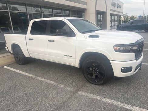 Used 2025 RAM 1500 Big Horn AWD/4WD image 6
