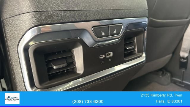 Used 2025 Chevrolet Silverado 3500 High Country w/ Technology Package AWD/4WD image 25
