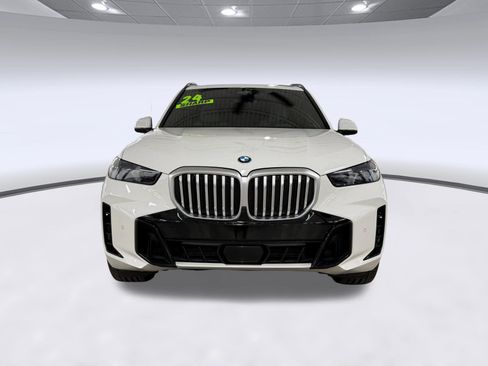 Used 2024 BMW X5 sDrive40i w/ M Sport Package RWD image 6