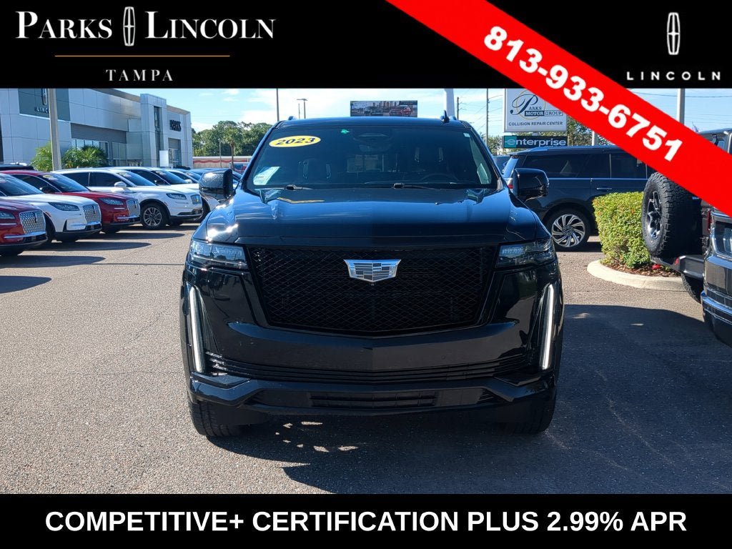 Used 2023 Cadillac Escalade ESV Sport Platinum w/ LPO, ONYX Package AWD/4WD image 2