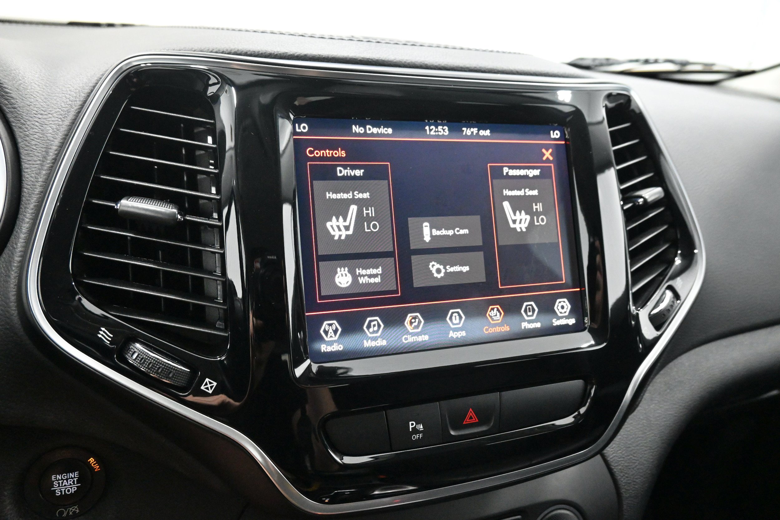 Used 2019 Jeep Cherokee Limited AWD/4WD image 15