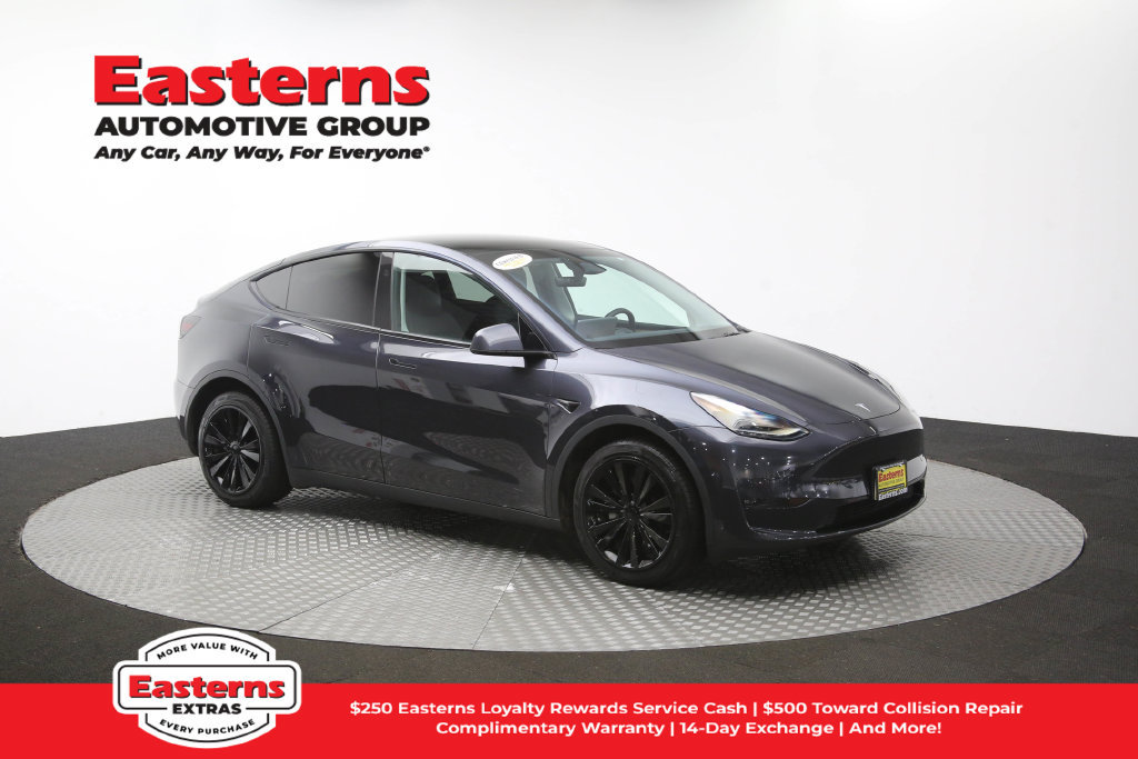 Used 2024 Tesla Model Y Long Range AWD/4WD image 45