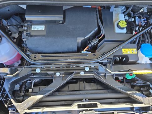 Used 2023 Audi Q4 e-tron Premium Plus w/ Premium Plus image 31