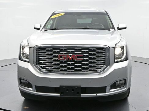 Used 2019 GMC Yukon XL Denali w/ Denali Ultimate Package image 2