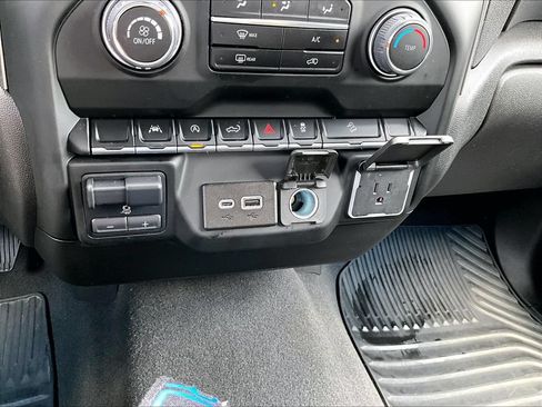 Used 2024 Chevrolet Silverado 1500 Custom Trail Boss AWD/4WD image 19