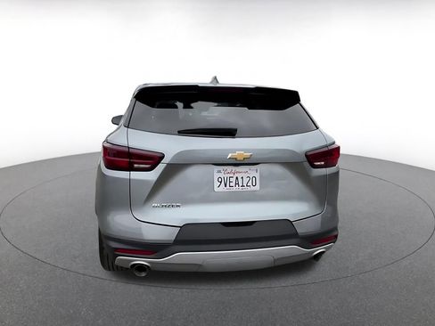 Used 2025 Chevrolet Blazer LT image 12