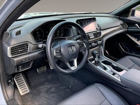 Used 2022 Honda Accord Sport image 17