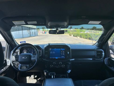 Used 2021 Ford F150 XLT w/ Equipment Group 302A High image 15