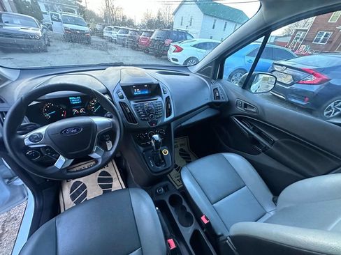Used 2017 Ford Transit Connect XL image 14