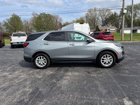 Used 2024 Chevrolet Equinox LT image 6