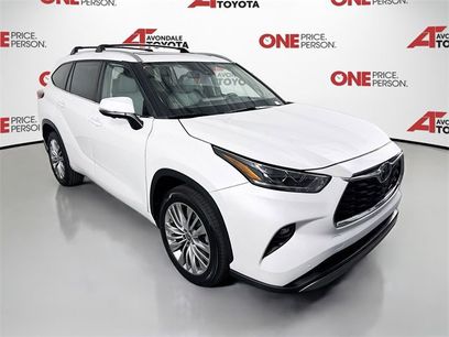 Used 2023 Toyota Highlander Platinum