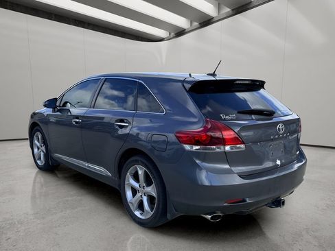 Used 2013 Toyota Venza Limited FWD image 3