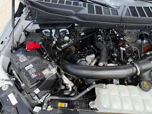 Used 2024 Ford F150 Lariat w/ Equipment Group 502A High AWD/4WD image 15