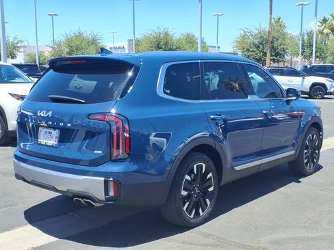 Used 2023 Kia Telluride SX Prestige AWD/4WD image 4