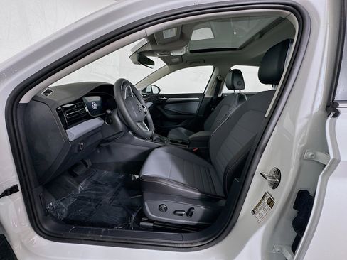 New 2026 Volkswagen Jetta SE FWD image 20