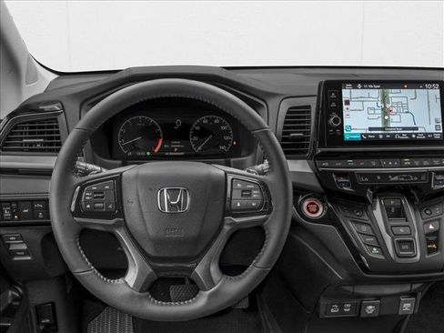 New 2026 Honda Odyssey Touring image 4
