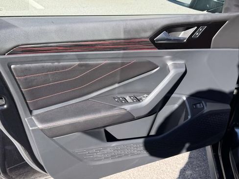 Certified 2022 Volkswagen Jetta GLI Autobahn w/ GLI Black Package FWD image 16