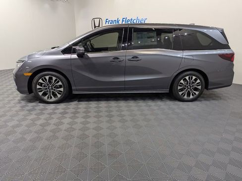 New 2026 Honda Odyssey Elite image 3