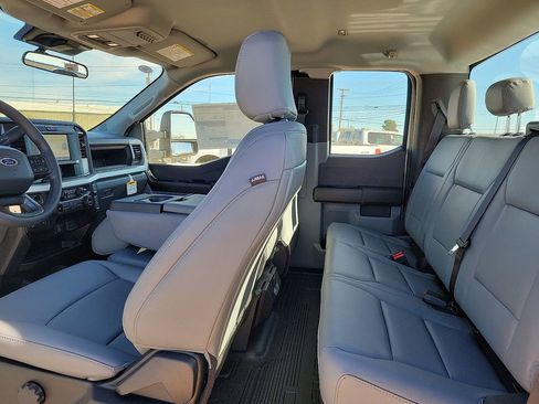 New 2026 Ford F250 XL w/ FX4 Off-Road Package image 16