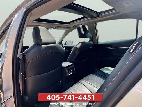 Used 2019 Toyota Camry XSE FWD image 21