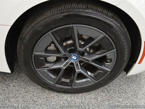 Used 2022 BMW i4 eDrive40 image 45