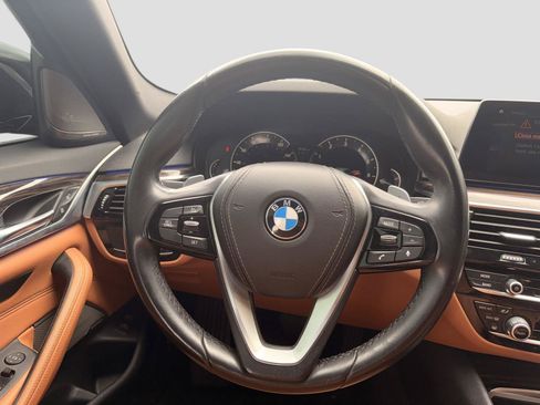 Used 2019 BMW 540i w/ Convenience Package RWD image 14