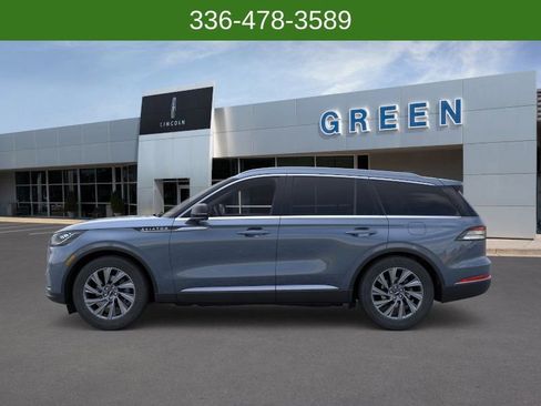 New 2026 Lincoln Aviator 2WD image 3