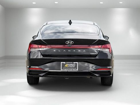 Used 2023 Hyundai Elantra Limited FWD image 10