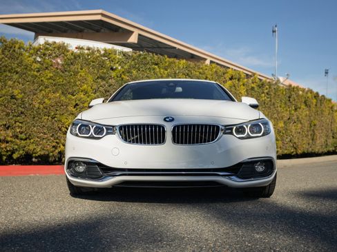 Used 2018 BMW 430i Convertible image 2