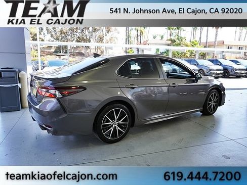 Used 2023 Toyota Camry SE w/ Protection Package (Q2) (TMS) FWD image 9