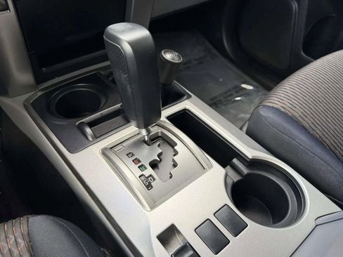 Used 2010 Toyota 4Runner SR5 image 21