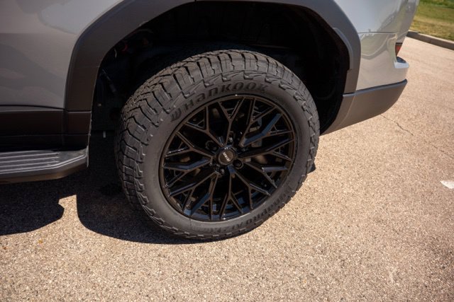 Used 2024 Lexus GX 550 AWD/4WD image 9