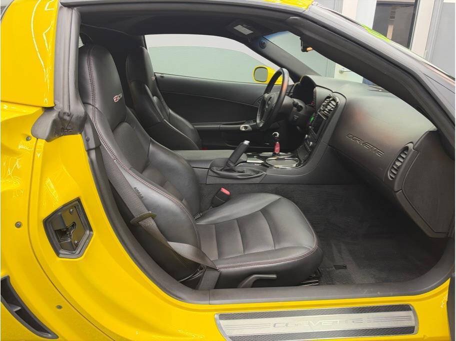 Used 2008 Chevrolet Corvette Z06 w/ Preferred Equipment Group RWD image 13