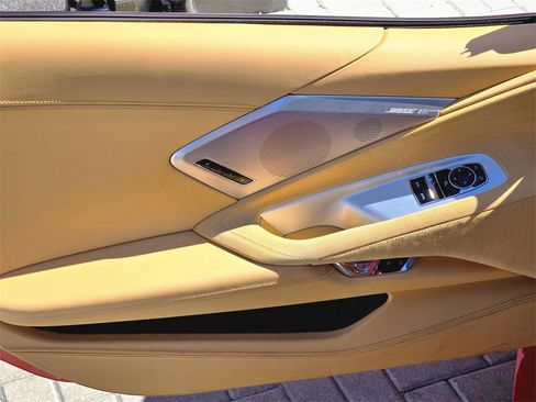 Used 2022 Chevrolet Corvette Stingray Premium Cpe w/ Z51 Performance Package image 10