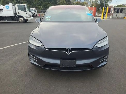 Used 2020 Tesla Model X Long Range image 2