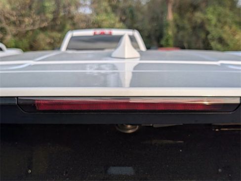 Used 2023 Cadillac XT4 Luxury image 12