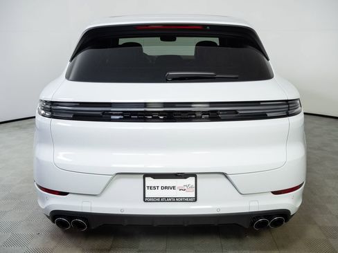 New 2026 Porsche Cayenne S image 30