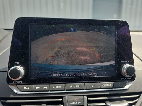 Used 2024 Nissan Altima 2.5 SV FWD image 22