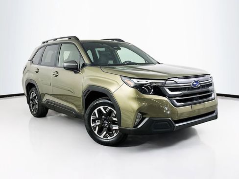 Used 2025 Subaru Forester Premium w/ Convenience Package #2 AWD/4WD image 1