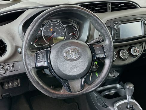 Used 2018 Toyota Yaris LE w/ Carpet Mat Package image 17