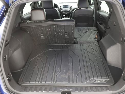 Used 2022 Chevrolet Equinox RS w/ LPO, Floor Liner Package image 30