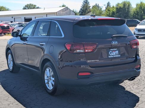 Used 2020 Kia Sorento FWD V6 image 8