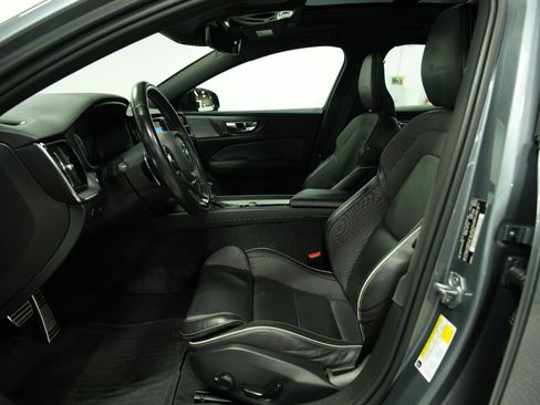 Used 2019 Volvo S60 T5 R-Design FWD image 27