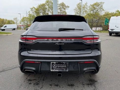 Used 2023 Porsche Macan AWD/4WD image 6